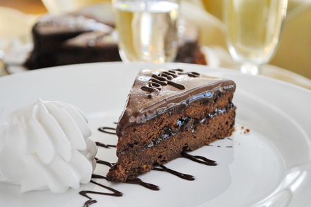 Шоколадный торт "захер"