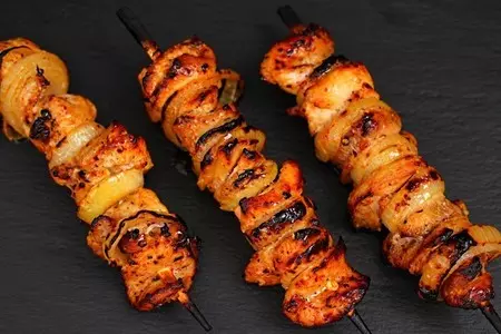 Шашлык из курицы в духовке