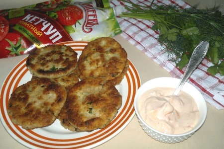 Фото к рецепту: Ржаные лепёшки с плавленными сырками, "махеевъ", россия