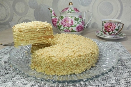 Фото к рецепту: Творожный торт без выпечки и без печенья
