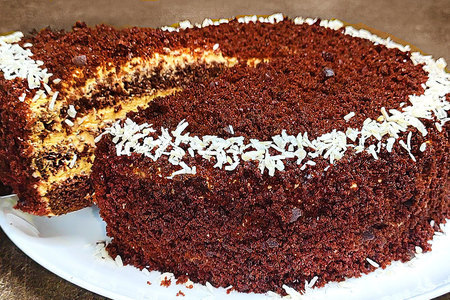 Фото к рецепту: Домашний торт, который не нуждается в пропитке