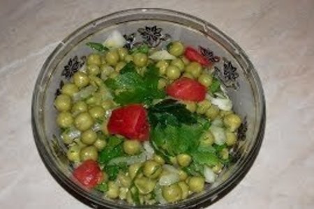 Салат из зеленого горошка