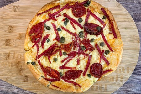 Фото к рецепту: Пицца "маришка"