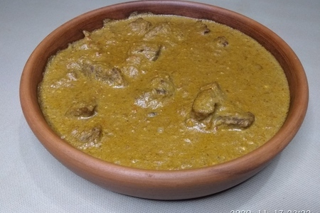 Фото к рецепту: Яхни (კერძი jahni ) в орехово- шафранном соусе