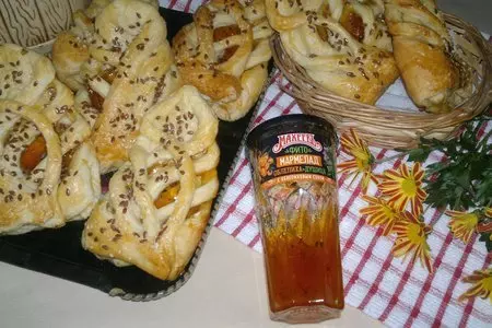 Булочки-плетёнки с мармеладом «махеевъ» «кусочки лета»
