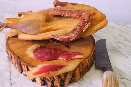 Вяленая утка целиком, нежное деликатесное мясо
