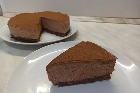 Шоколадный торт чизкейк без выпечки