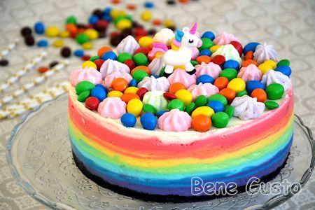 Торт-радуга без выпечки