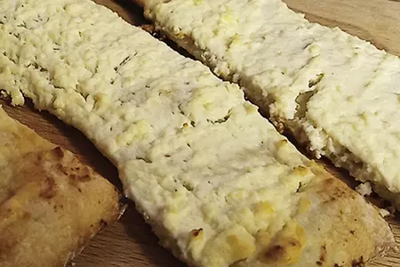 Слоённые "палочки" с творожной начинкой