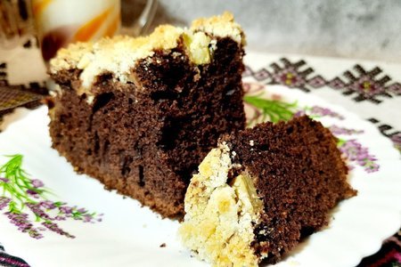 Пирог шоколадный с ревенем