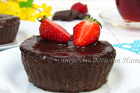 Фото к рецепту: Шоколадный кекс за 5 минут