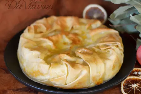 Рецепт сырного пирога сабурани, сытный и сочный пирог.