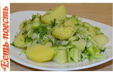 Салат из кабачков с картофелем