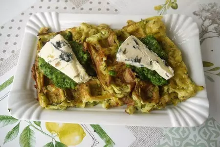 Вафли из цукини (кабачков)