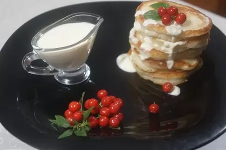 Манные оладьи на дрожжах