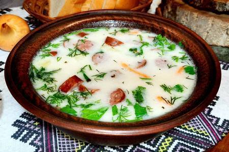 Суп сливочный с копчеными колбасками, быстрый и вкусный обед