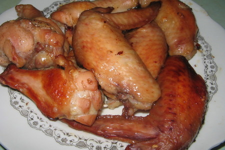 Крылышки куриные в медовой глазури.