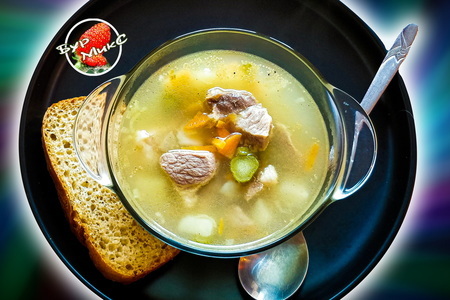 Фото к рецепту: Полезный суп с амарантом