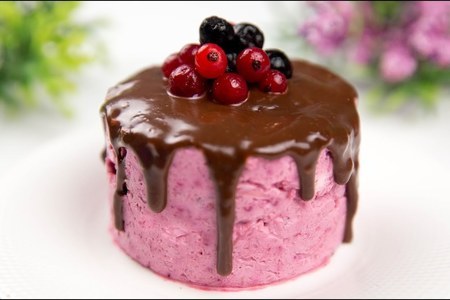 Фото к рецепту: Творожный десерт с ягодами без выпечки, десерт из творога