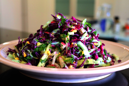 Фото к рецепту: Салат весенний без майонеза, салат "весна"