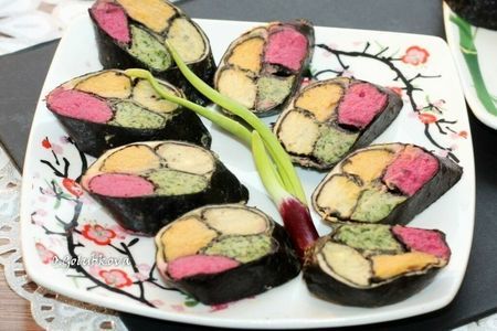 Фото к рецепту: Роллы из сельди с овощами #блюдосизюминкой