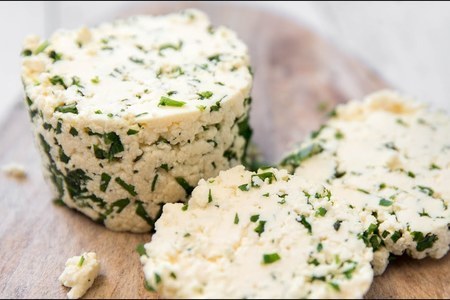 Очень ленивый и быстрый рецепт домашнего сыра