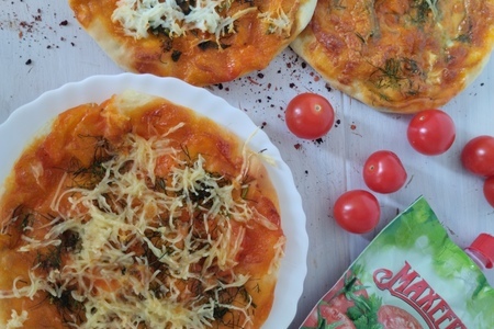 Фото к рецепту: Картофельно-сырные лепешки с томатным вкусом махеевъ#махеевъ