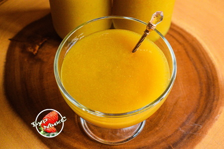 Фото к рецепту: Ароматное варенье из ревеня с апельсином и имбирем 