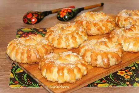 Булочки - улитки с фруктовой начинкой