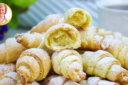 Творожные рогалики с лимонной начинкой