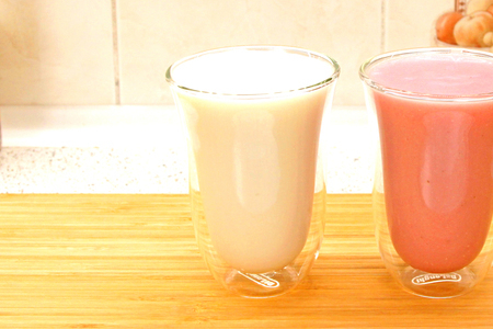 Фото к рецепту: Кокосово-ягодный и кокосовый кисели: два эксперимента в одном ролике