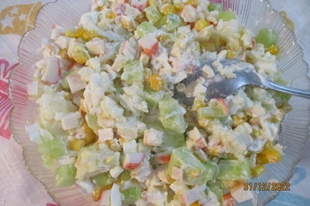 Recipe photo: Salad with rice, crab sticks, cucumber and corn 