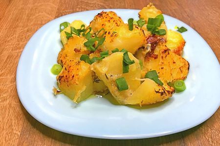 Recipe photo: Potatoes in garlic butter sauce