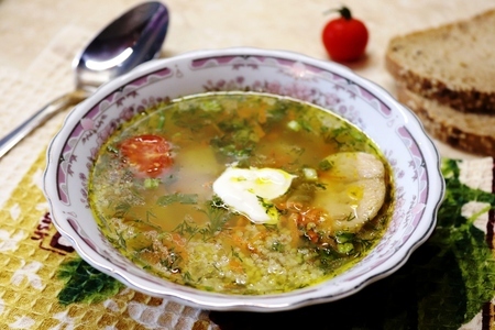 Фото к рецепту: Суп из индейки с кускусом