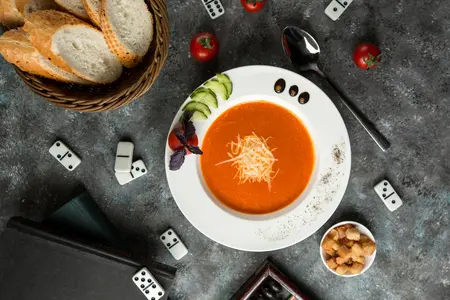 Гаспачо с сыром