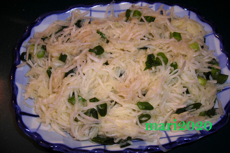 Фото к рецепту: Салат из топинамбура и яблока