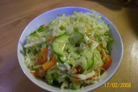 Фото к рецепту: Витаминный салат на каждый день