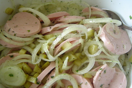 Колбасный салатик в маринаде