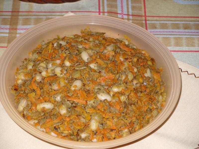 Печень фасоль лук морковь