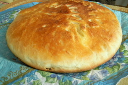 Фото к рецепту: Пирог с картоф. пюре и сыром