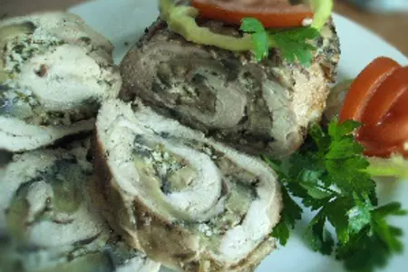 Рулет куриный с баклажаном