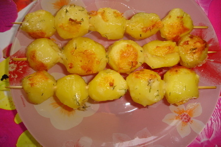 Фото к рецепту: Картофель на шпажках