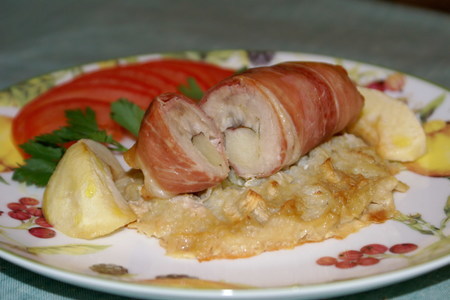 Фото к рецепту: Свиной эскалоп с картофельно-яблочными оладьями
