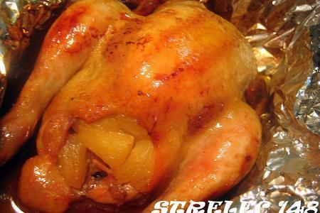 Фото к рецепту: Желтые цыплята "буржуйские" с ананасами.