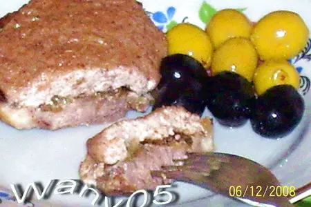 Свинина под ореховой "шубкой"