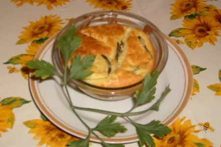 Суфле из цукини с соусом бешамель.