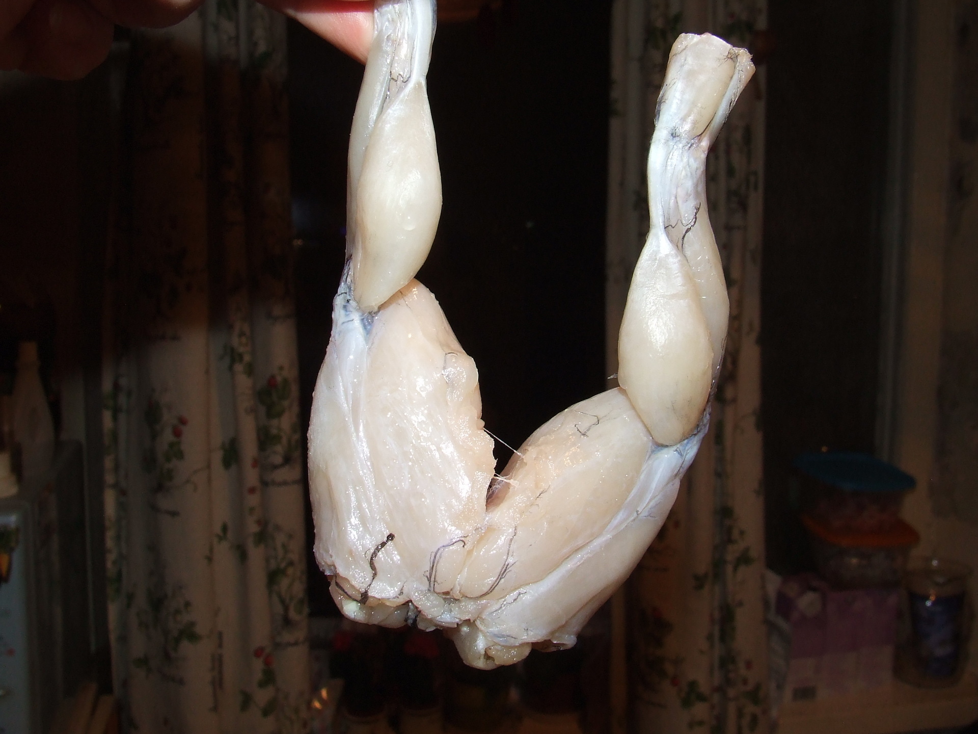 Лягушачьи лапки в сметанном соусе с чесночным пюре - пошаговый рецепт с ...