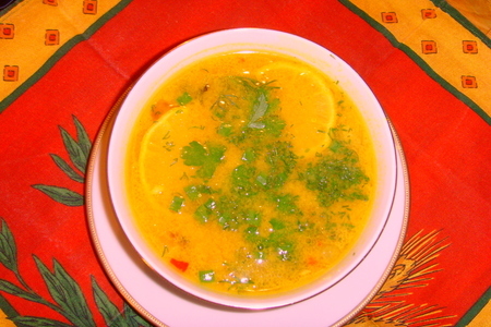 Фото к рецепту: Горячий карибский суп с курицей и кокосовым молоком