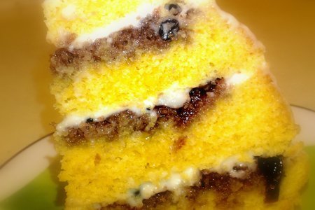 Фото к рецепту: Смородиновый кекс-торт
