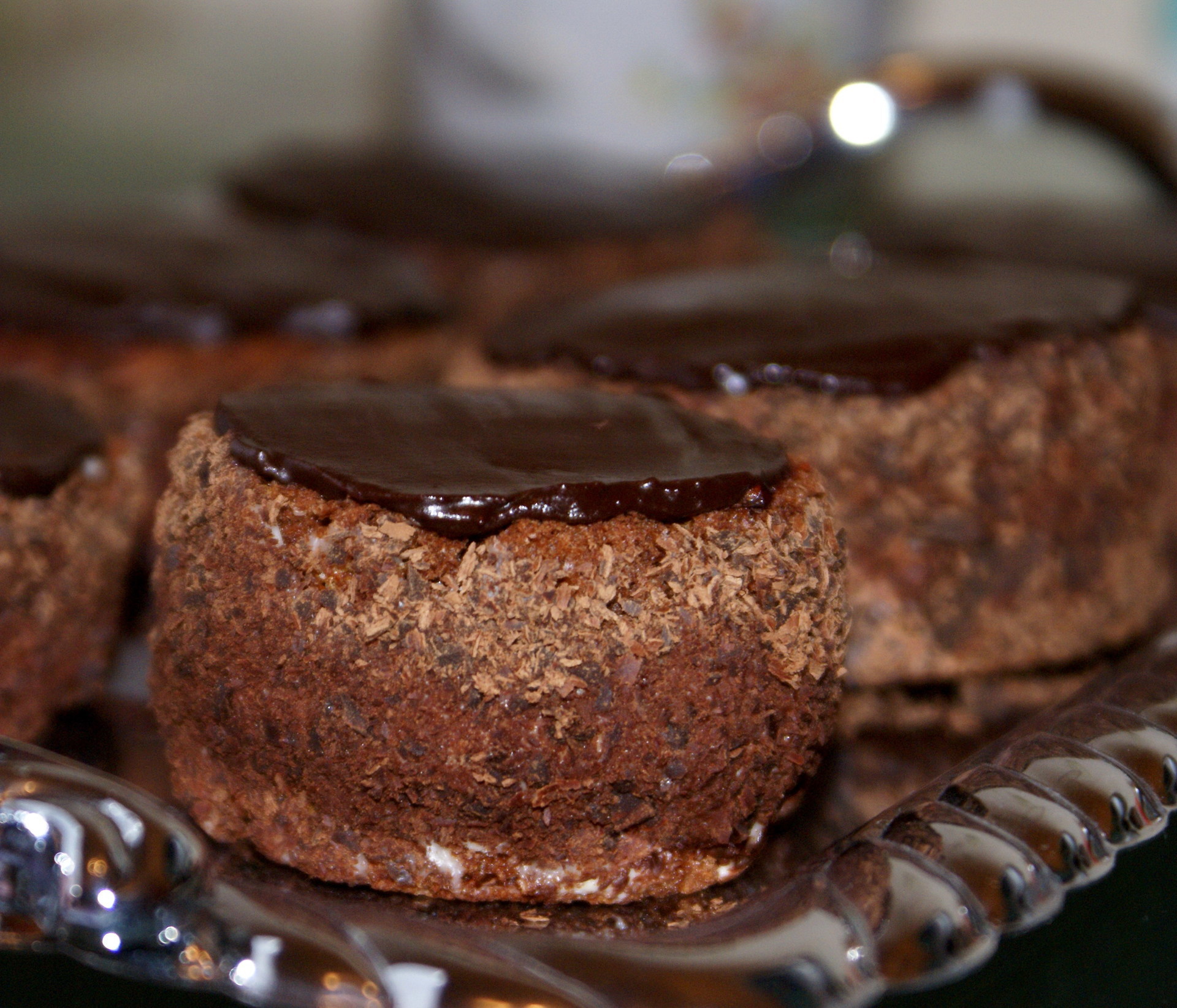 Шоколадные пирожные из фасоли (без муки, яиц и выпечки)